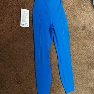lululemon Poolside 25” align leggings with pockets size 2